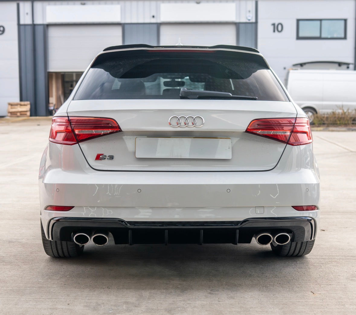 AUDI A3/S3 8V Facelift Sportback 5 Door Gloss Black Diffuser (2016–2020)